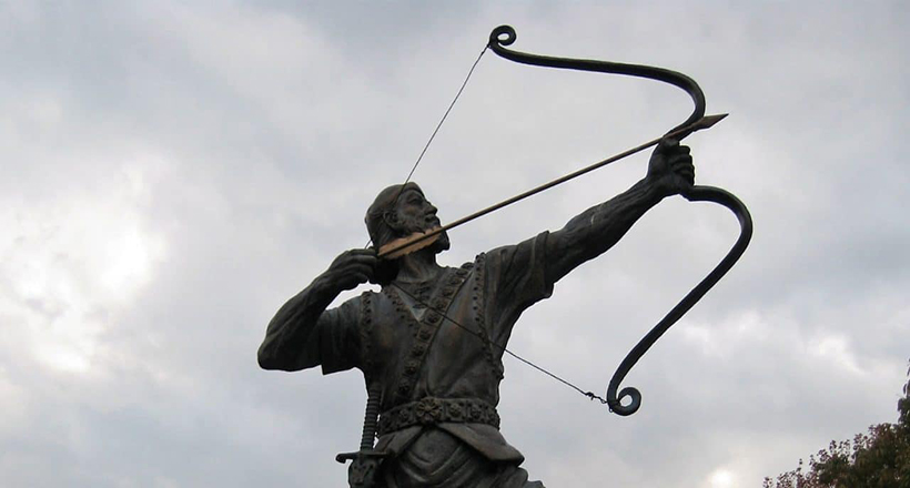 La estatua del Arash el arquero